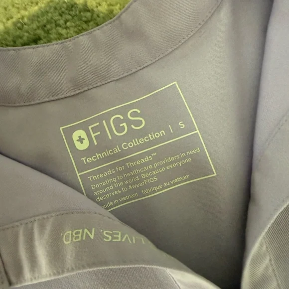 Lavender Figs scrub set - size S - Picture 2 of 3